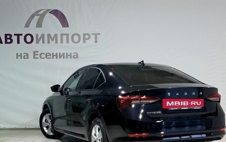 Skoda Octavia IV, 2021 год, 2 400 000 рублей, 4 фотография
