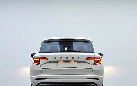 Skoda Karoq I, 2022 год, 1 576 000 рублей, 6 фотография