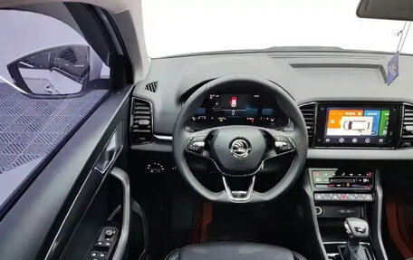 Skoda Karoq I, 2022 год, 1 576 000 рублей, 9 фотография
