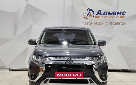 Mitsubishi Outlander III рестайлинг 3, 2018 год, 2 190 000 рублей, 8 фотография
