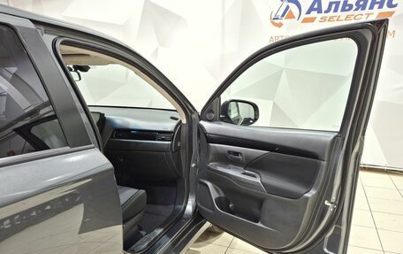 Mitsubishi Outlander III рестайлинг 3, 2018 год, 2 190 000 рублей, 27 фотография