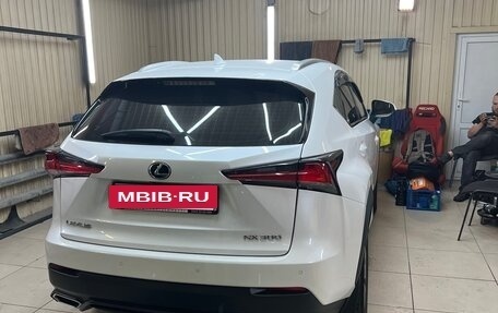 Lexus NX I, 2018 год, 3 650 000 рублей, 4 фотография