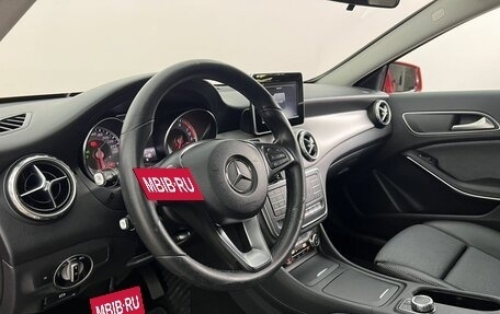 Mercedes-Benz GLA, 2016 год, 1 590 000 рублей, 10 фотография