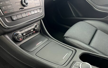 Mercedes-Benz GLA, 2016 год, 1 590 000 рублей, 16 фотография