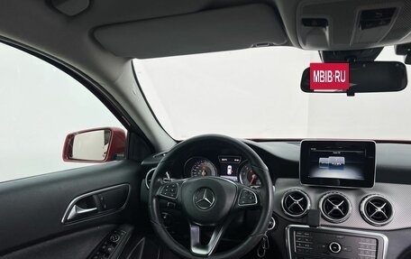 Mercedes-Benz GLA, 2016 год, 1 590 000 рублей, 12 фотография