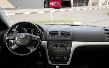 Skoda Yeti I рестайлинг, 2013 год, 1 039 000 рублей, 7 фотография