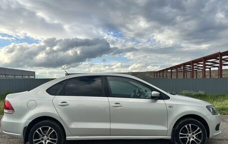 Volkswagen Polo VI (EU Market), 2012 год, 670 000 рублей, 2 фотография