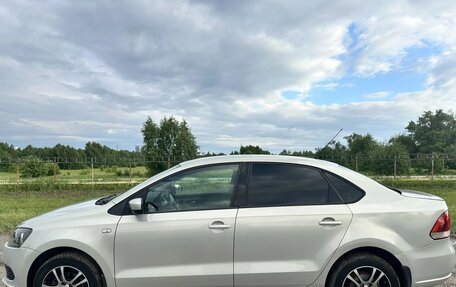 Volkswagen Polo VI (EU Market), 2012 год, 670 000 рублей, 3 фотография