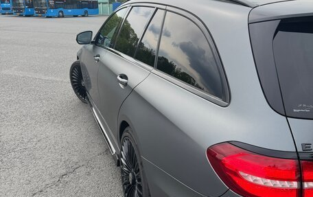 Mercedes-Benz E-Класс, 2019 год, 3 160 000 рублей, 8 фотография