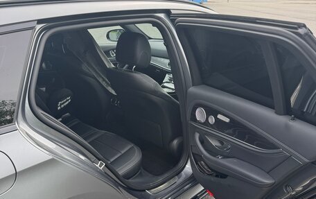 Mercedes-Benz E-Класс, 2019 год, 3 160 000 рублей, 9 фотография