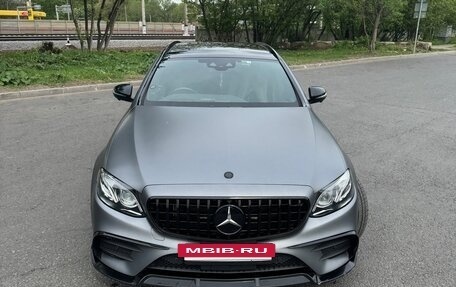 Mercedes-Benz E-Класс, 2019 год, 3 160 000 рублей, 3 фотография