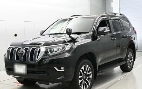 Toyota Land Cruiser Prado 150 рестайлинг 2, 2022 год, 6 495 000 рублей, 1 фотография