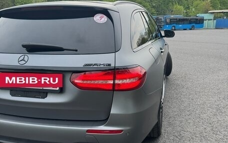 Mercedes-Benz E-Класс, 2019 год, 3 160 000 рублей, 13 фотография