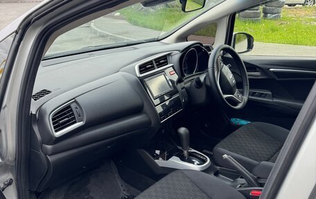 Honda Fit III, 2014 год, 1 110 000 рублей, 10 фотография