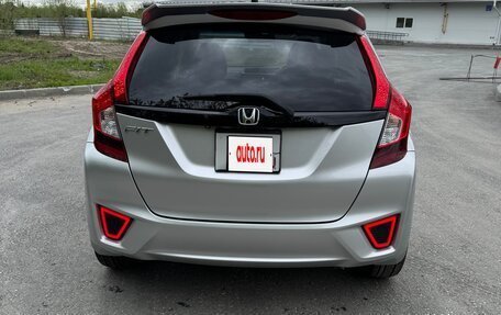 Honda Fit III, 2014 год, 1 110 000 рублей, 9 фотография