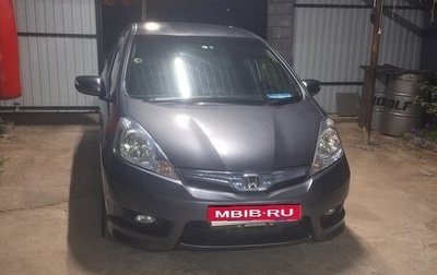 Honda Fit Shuttle I рестайлинг, 2013 год, 1 100 000 рублей, 1 фотография