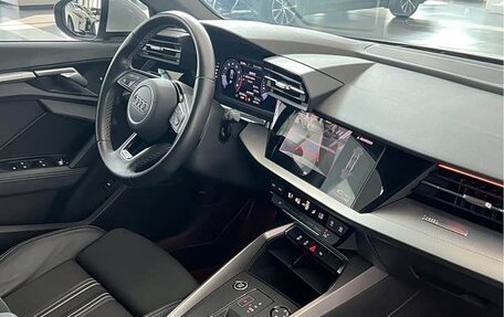 Audi A3, 2023 год, 2 100 000 рублей, 11 фотография