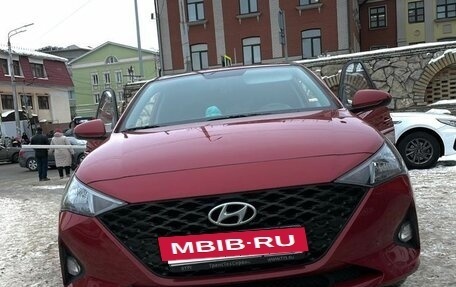 Hyundai Solaris II рестайлинг, 2021 год, 1 500 000 рублей, 3 фотография