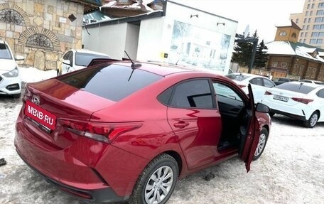 Hyundai Solaris II рестайлинг, 2021 год, 1 500 000 рублей, 2 фотография
