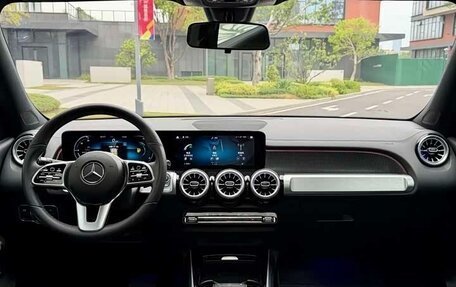 Mercedes-Benz GLB, 2022 год, 3 320 000 рублей, 15 фотография