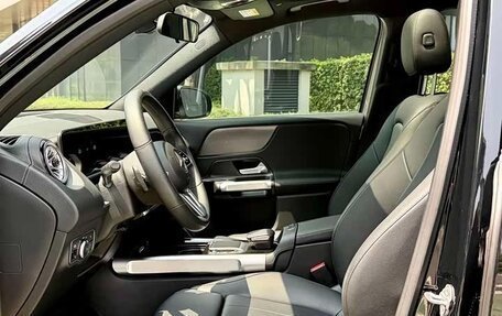 Mercedes-Benz GLB, 2022 год, 3 320 000 рублей, 12 фотография