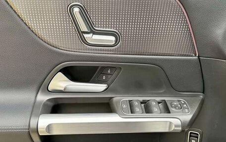 Mercedes-Benz GLB, 2022 год, 3 320 000 рублей, 10 фотография