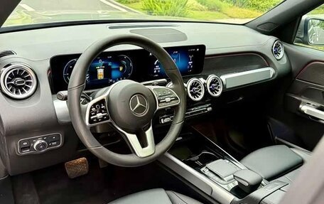 Mercedes-Benz GLB, 2022 год, 3 320 000 рублей, 11 фотография