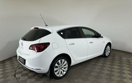 Opel Astra J, 2013 год, 770 000 рублей, 6 фотография