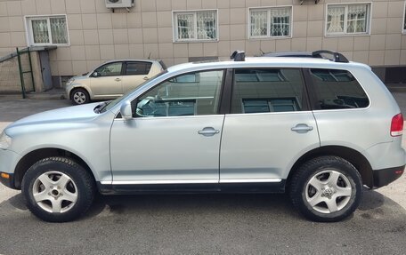 Volkswagen Touareg III, 2004 год, 730 000 рублей, 3 фотография