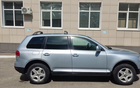 Volkswagen Touareg III, 2004 год, 730 000 рублей, 4 фотография