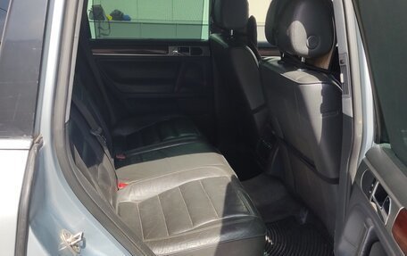 Volkswagen Touareg III, 2004 год, 730 000 рублей, 15 фотография
