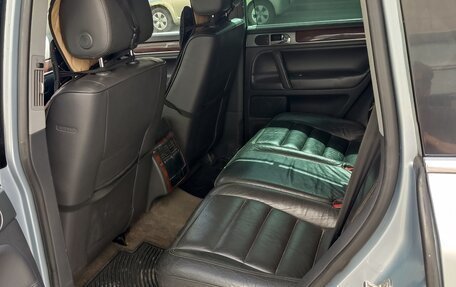 Volkswagen Touareg III, 2004 год, 730 000 рублей, 16 фотография