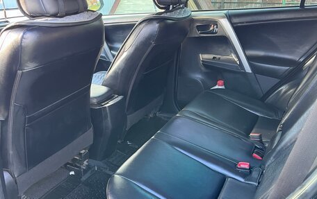 Toyota RAV4, 2013 год, 1 900 000 рублей, 5 фотография