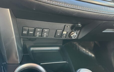 Toyota RAV4, 2013 год, 1 900 000 рублей, 10 фотография