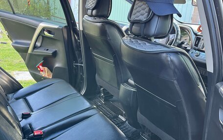 Toyota RAV4, 2013 год, 1 900 000 рублей, 6 фотография
