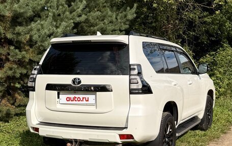 Toyota Land Cruiser Prado 150 рестайлинг 2, 2020 год, 4 850 000 рублей, 10 фотография