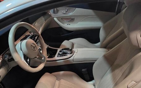 Mercedes-Benz E-Класс, 2019 год, 5 000 000 рублей, 4 фотография