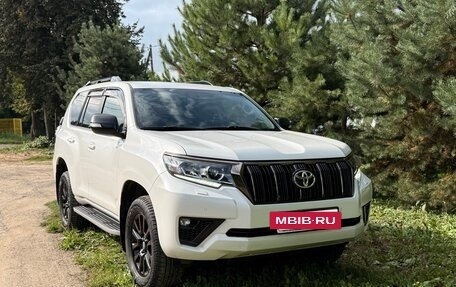 Toyota Land Cruiser Prado 150 рестайлинг 2, 2020 год, 4 850 000 рублей, 8 фотография
