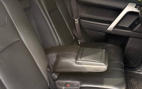 Toyota Land Cruiser Prado 150 рестайлинг 2, 2020 год, 4 850 000 рублей, 18 фотография