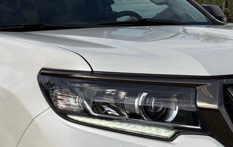 Toyota Land Cruiser Prado 150 рестайлинг 2, 2020 год, 4 850 000 рублей, 14 фотография