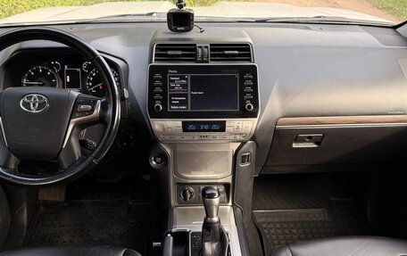 Toyota Land Cruiser Prado 150 рестайлинг 2, 2020 год, 4 850 000 рублей, 20 фотография