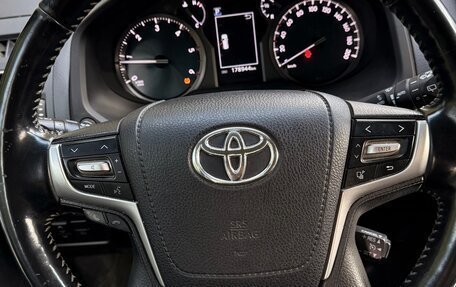 Toyota Land Cruiser Prado 150 рестайлинг 2, 2020 год, 4 850 000 рублей, 19 фотография