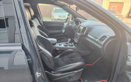 Jeep Grand Cherokee, 2017 год, 2 325 000 рублей, 24 фотография