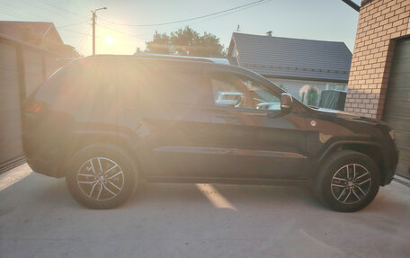 Jeep Grand Cherokee, 2017 год, 2 325 000 рублей, 29 фотография
