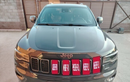 Jeep Grand Cherokee, 2017 год, 2 325 000 рублей, 38 фотография