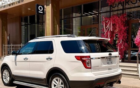 Ford Explorer VI, 2012 год, 1 750 000 рублей, 7 фотография