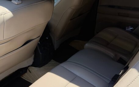 Ford Explorer VI, 2012 год, 1 750 000 рублей, 11 фотография