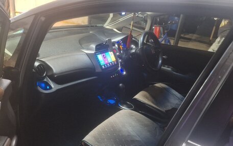 Honda Fit Shuttle I рестайлинг, 2013 год, 1 100 000 рублей, 13 фотография