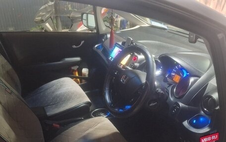 Honda Fit Shuttle I рестайлинг, 2013 год, 1 100 000 рублей, 12 фотография