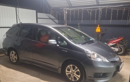 Honda Fit Shuttle I рестайлинг, 2013 год, 1 100 000 рублей, 3 фотография